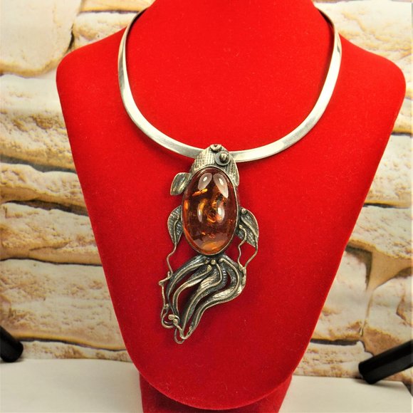 HUGE AMBER STERLING FISH PENDANT WITH OMEGA WIRE NECKLACE, SUPER RARE JEWELRY